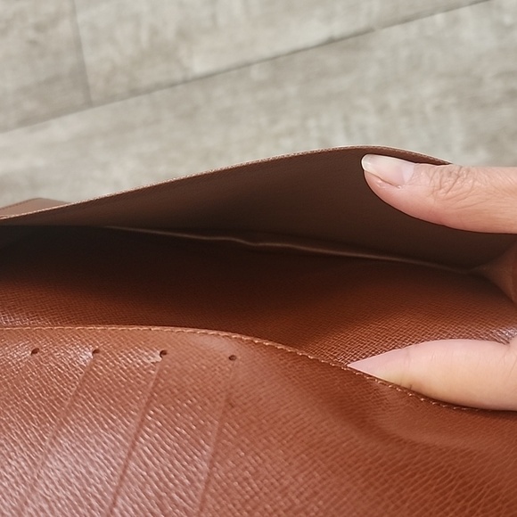 Authentic LV Monogram Wallet - Picture 5 of 6